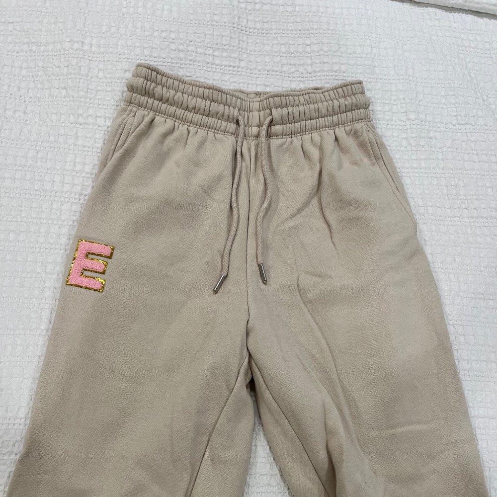 Women's Preppy Letter Patch "E" Sweatpants, beige, Pink Stoney Clover Lane, XS